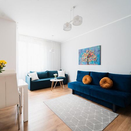 Nice Apartment - Near Sky Tower - Private Parking Wrocław Eksteriør billede